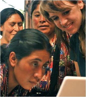 (From Left) Estela Quisquiná, Petrona Chiroy Morales, Rosario Mendoza, and me, exploring ways to finish multi-strand necklaces on my Mac